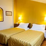 Hotel Diana