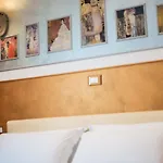 Diana Hotel 3*