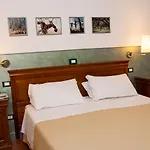 Hotel Diana