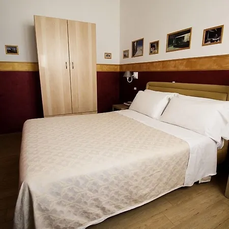 Hotel Diana 3*
