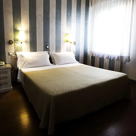 Szálloda Diana Ravenna