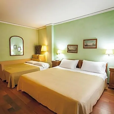 Diana Hotel
